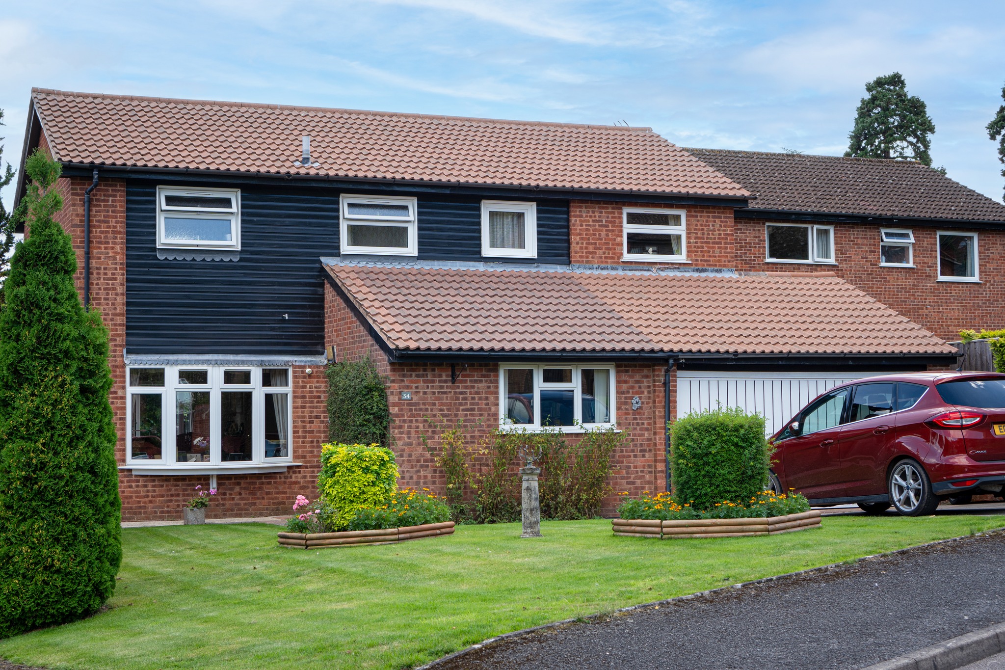 Roof cleaning in Malvern and Worcester