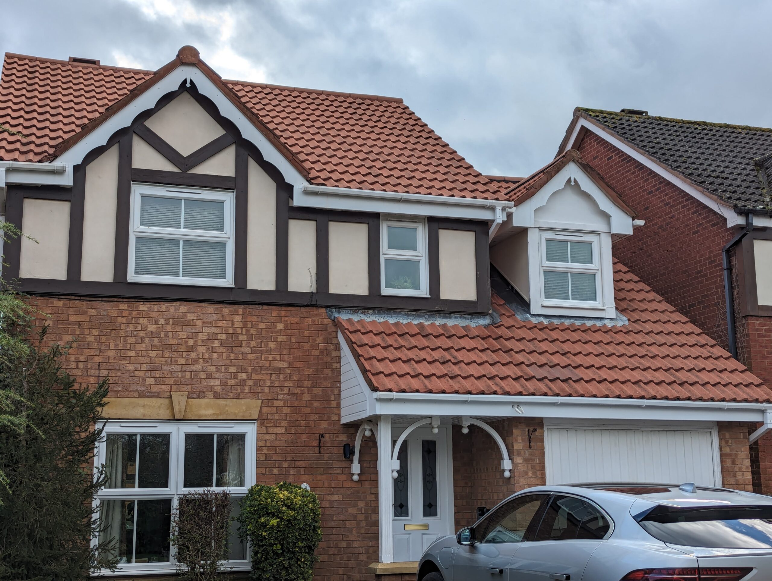 Professional Roof Cleaning in Malvern After